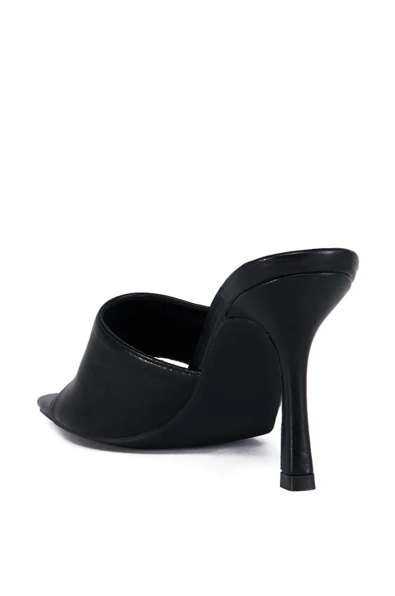 AZALEA WANG CAMILO BLACK SLIP ON SANDAL