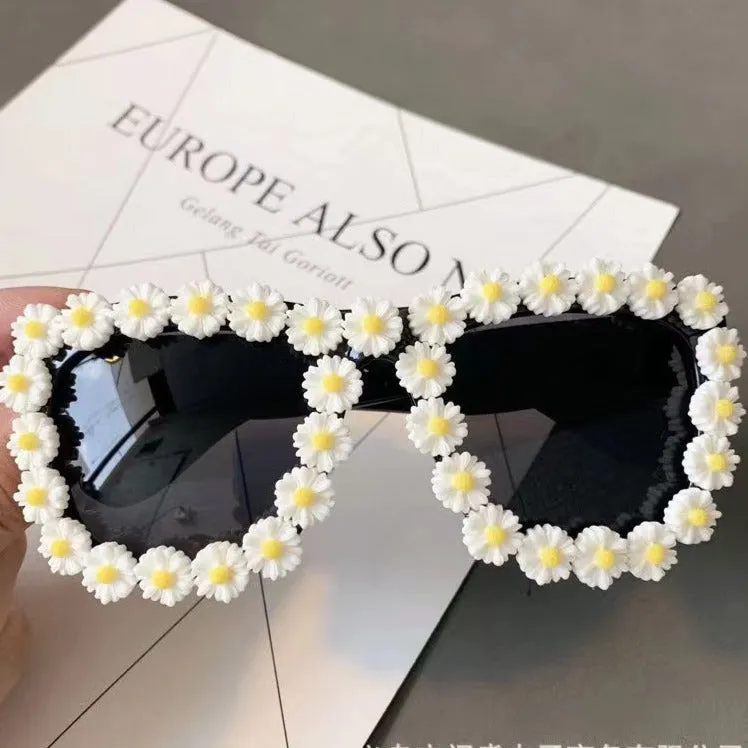 Flower Crystal Designed Frame Handmade Round Sunglasses