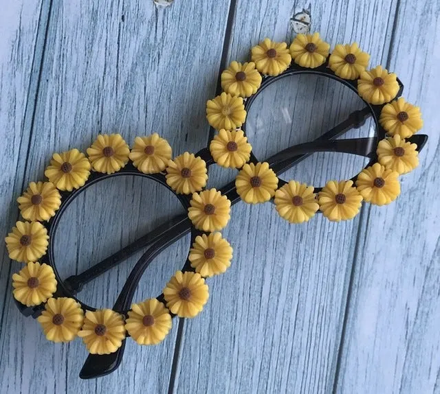 Flower Crystal Designed Frame Handmade Round Sunglasses