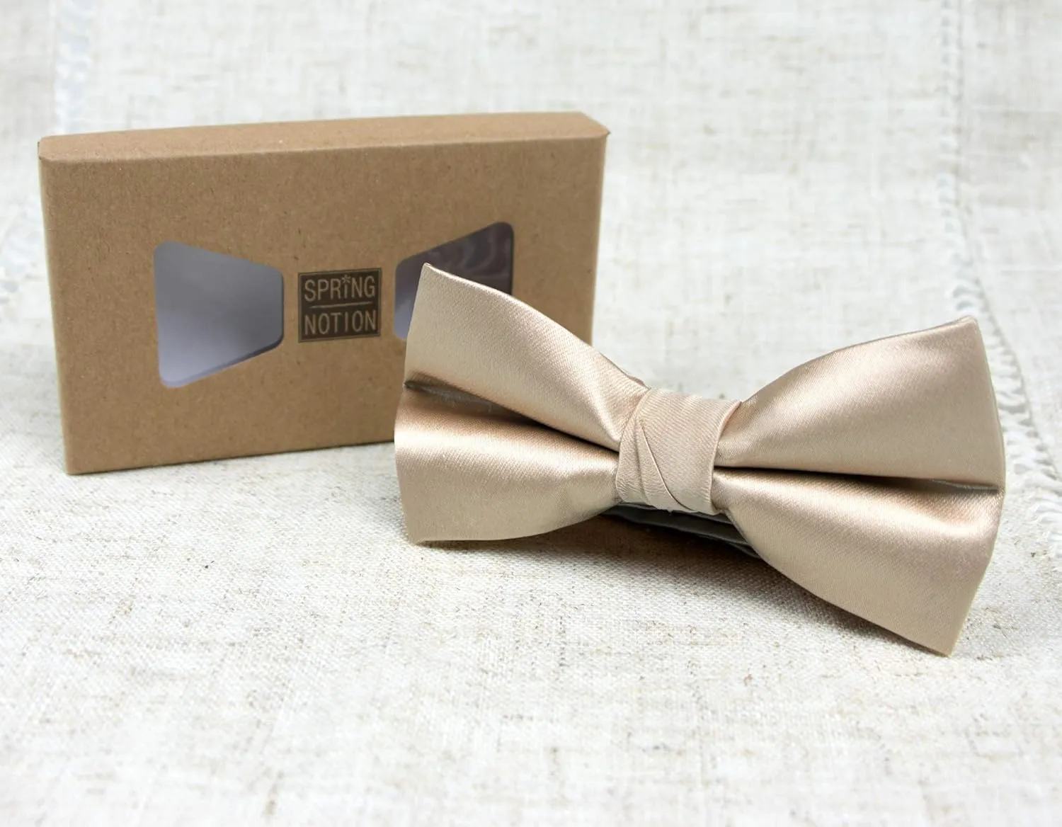 Spring Notion Men's Solid Color Satin Microfiber Bow Tie